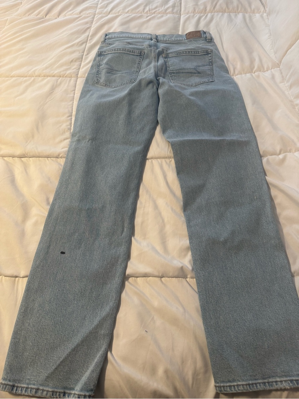 American Eagle Outfitters Light Blue High Rise Straight Jeans - Picture 3 of 4